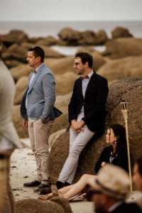 Ceremonie laïque en bord de mer